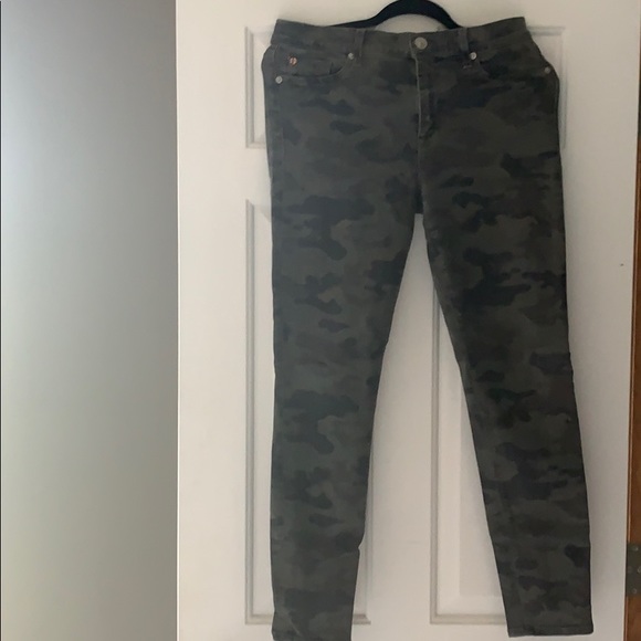 Hudson Nico mid rise super skinny jeans in camo - Picture 2 of 5